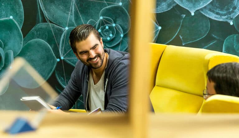 Sie möchten mehr über Mitarbeiterbefragungen mit easyfeedback erfahren
